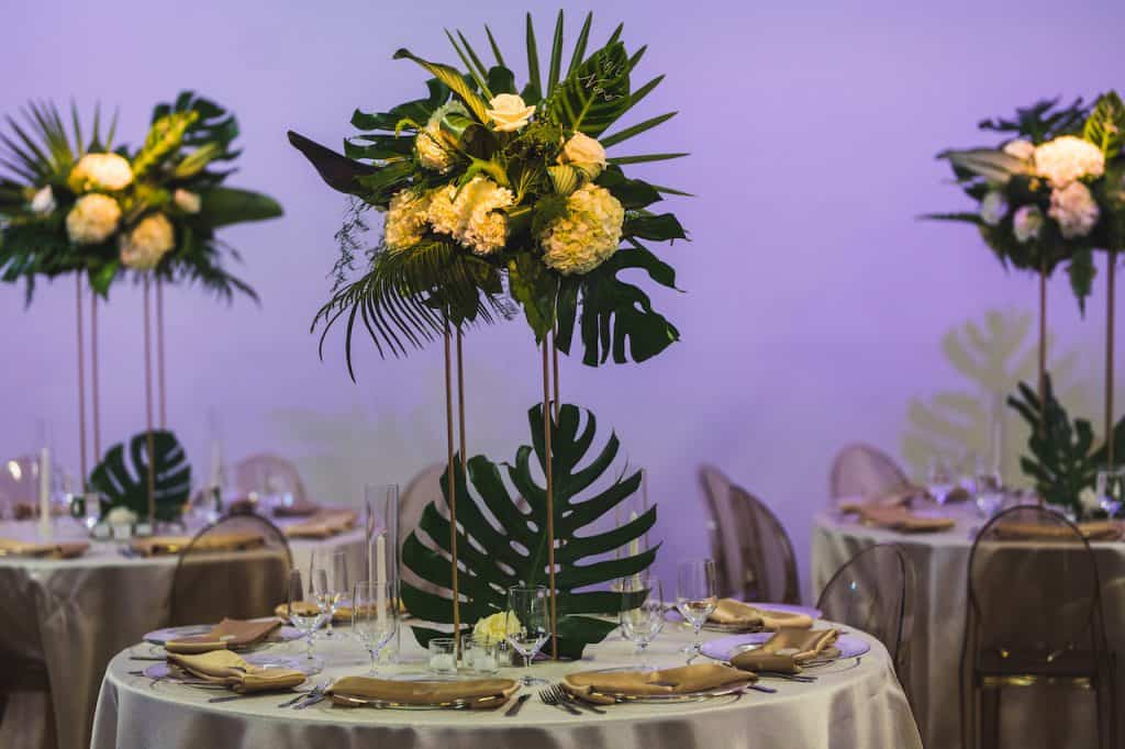 modern tropical wedding decor