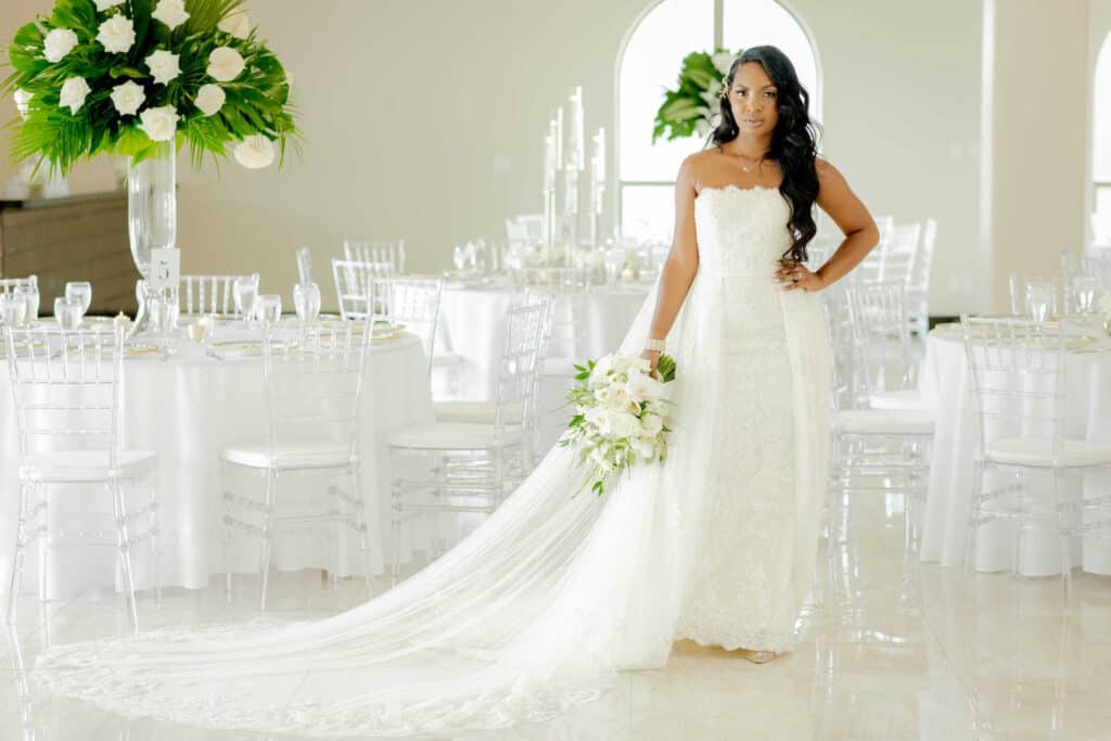 munaluchi bride tropical wedding