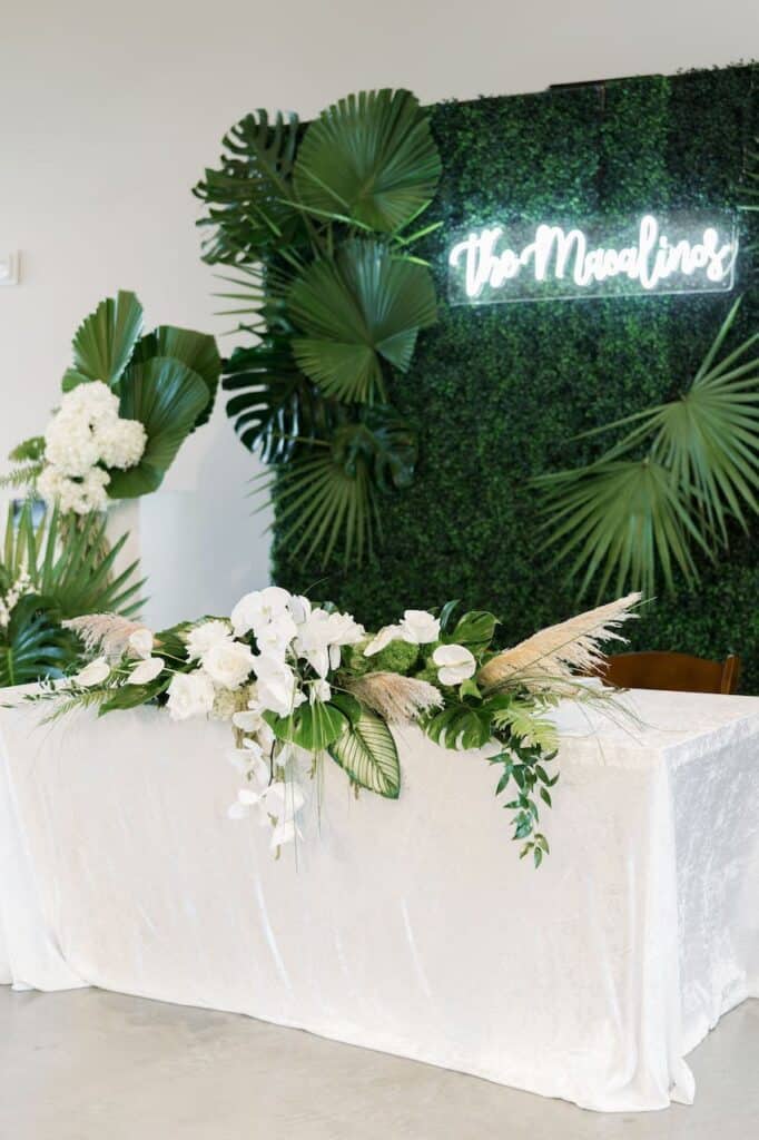 green hedge wall wedding backdrop