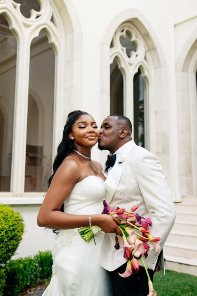 Mmesoma & Sean luxury Nigerian wedding at Chateau Nouvelle in Houston, planned by Épris Events – photo by Color Du Jour Photography