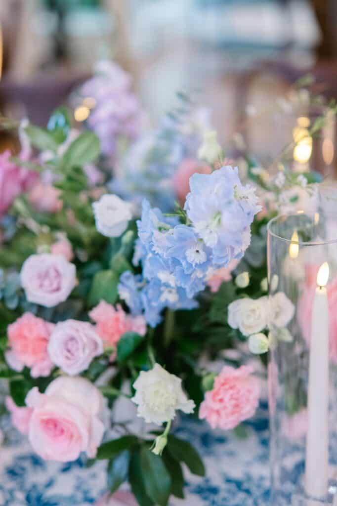 Blue and white garden tea party fundraiser at the Junior League of Houston designed by Épris Events – photo by Blanca Perez
