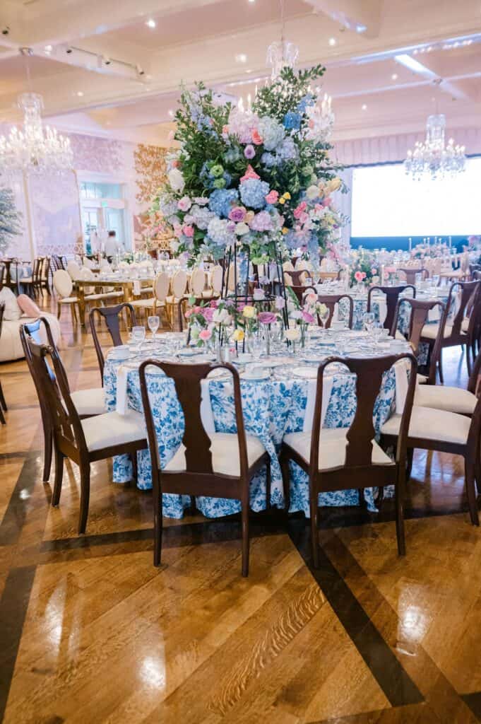 Blue and white garden tea party fundraiser at the Junior League of Houston designed by Épris Events – photo by Blanca Perez